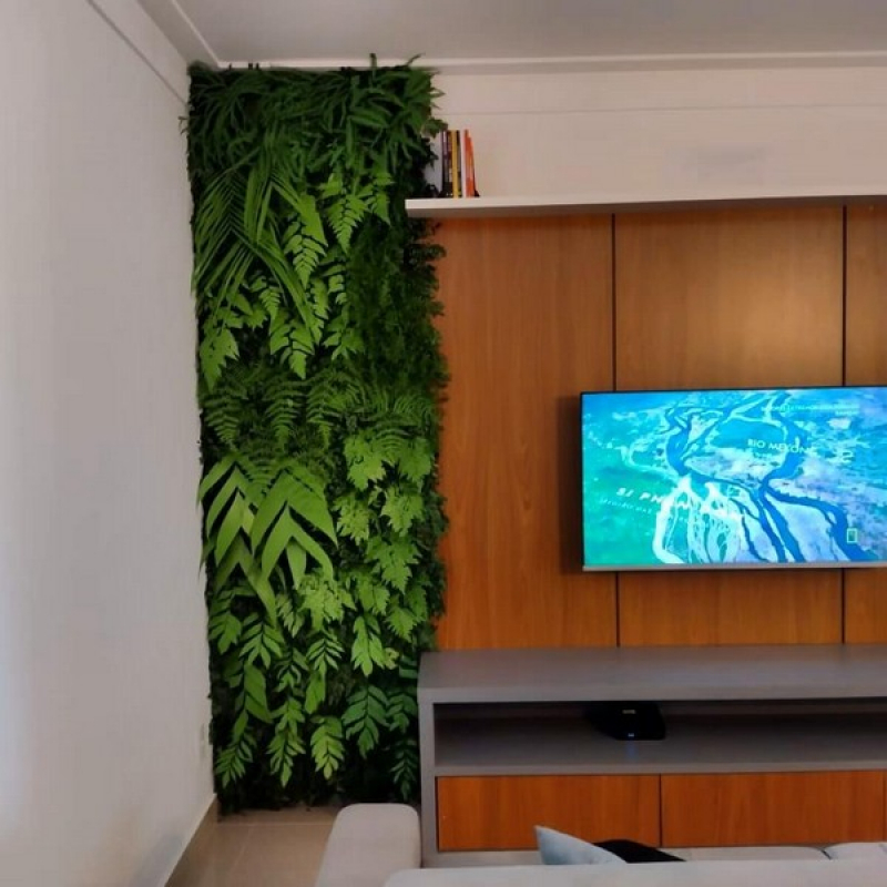 Instalação de Jardim Vertical na Sala de Tv Previdência - Jardim Vertical com Flores